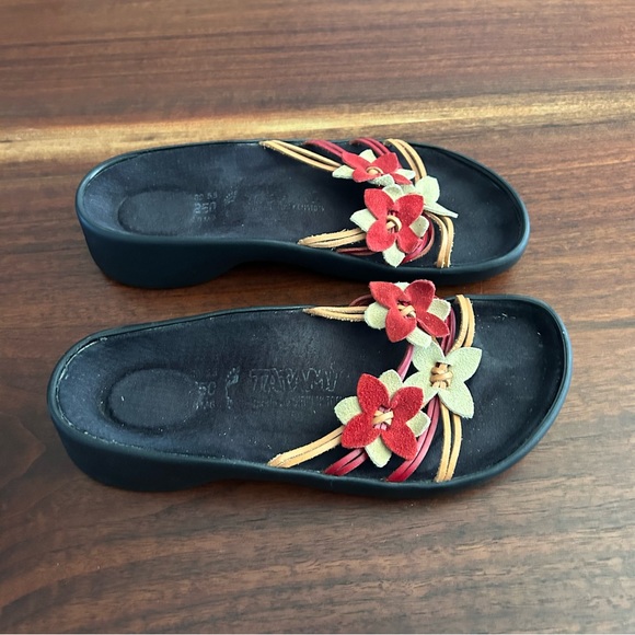 Tatami Birkenstock Leather Flower Sandals Size EU 39, US 8 - Picture 1 of 11